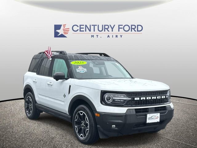 Used 2025 Ford Bronco Sport Outer Banks w/ Outer Banks Tech Package+ AWD/4WD image 1
