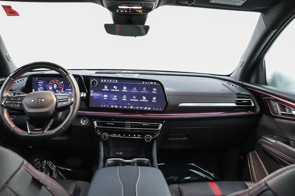 Used 2024 Chevrolet Traverse RS AWD/4WD image 13
