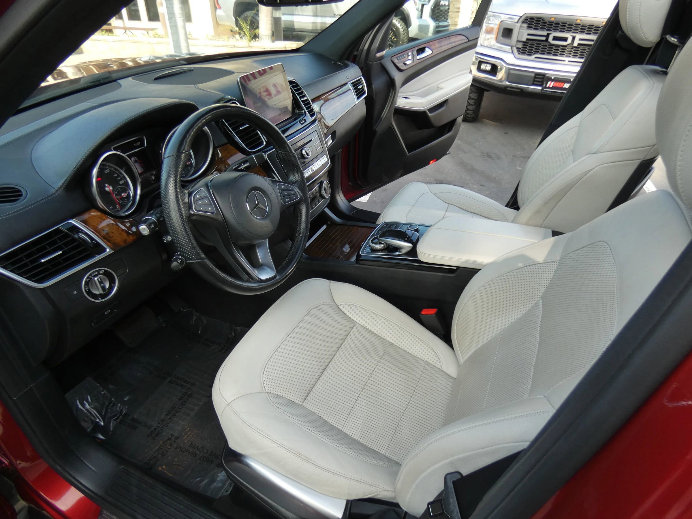 Used 2019 Mercedes-Benz GLS 550 4MATIC image 68