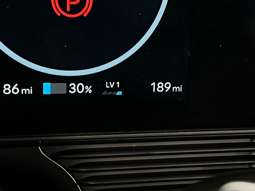 Used 2025 Hyundai Ioniq 5 Limited image 17