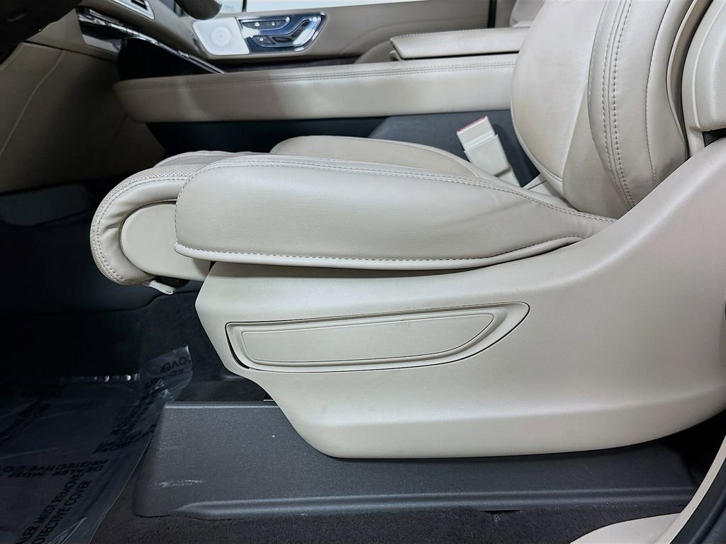 Used 2020 Lincoln Navigator Reserve w/ Equipment Group 208A Reserve image 23