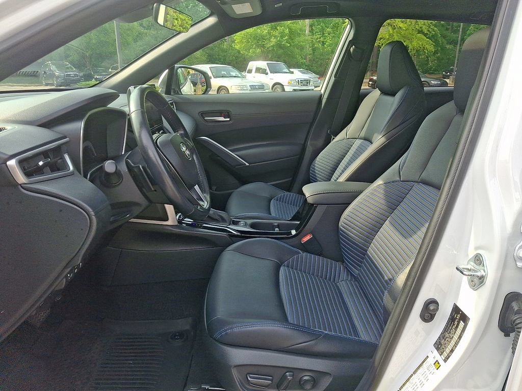 Used 2023 Toyota Corolla Cross AWD Hybrid w/ Convenience Package image 13