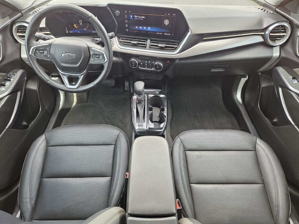 Used 2025 Chevrolet Trax ACTIV FWD image 25