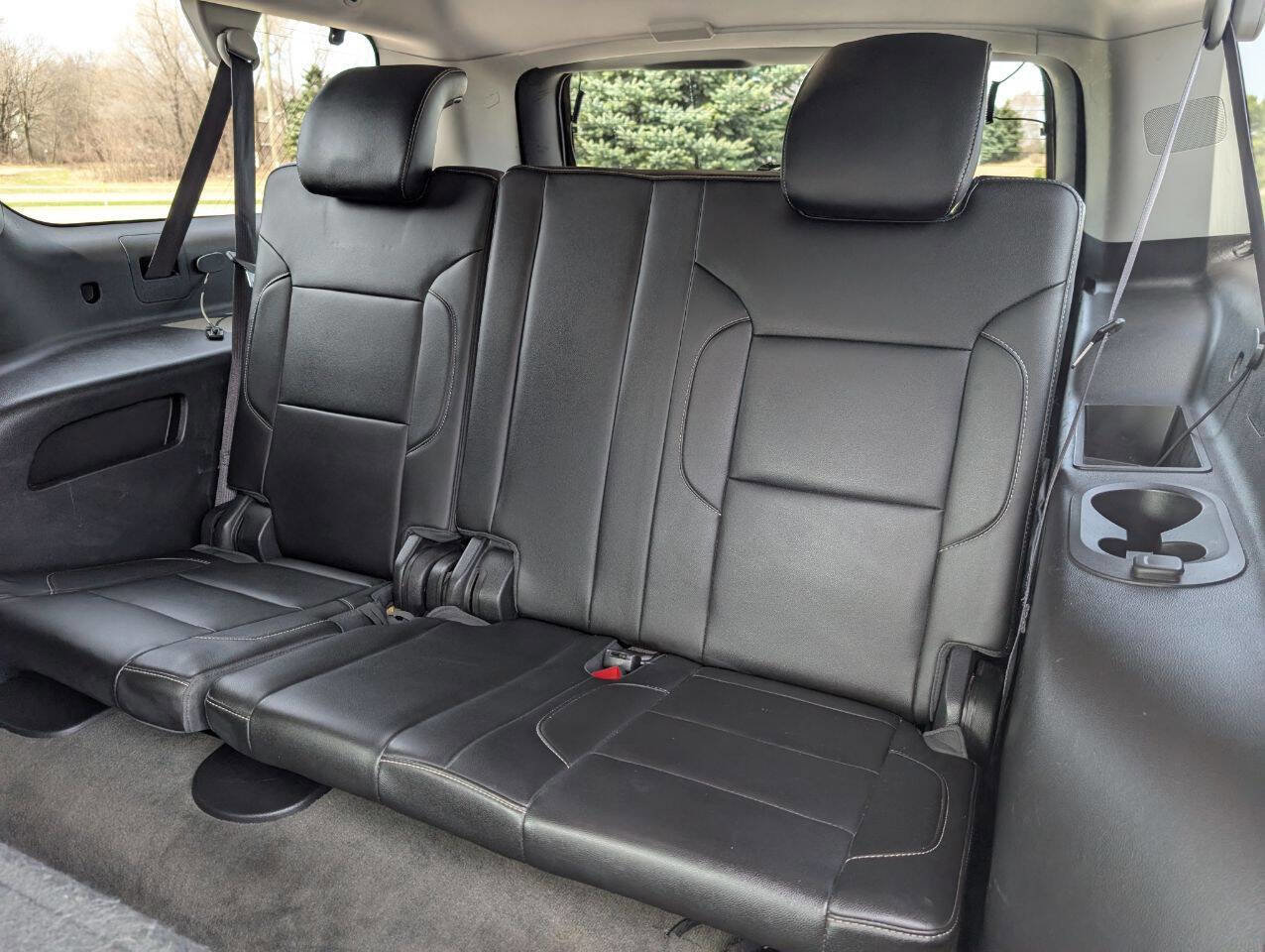 Used 2015 Chevrolet Suburban LT image 15