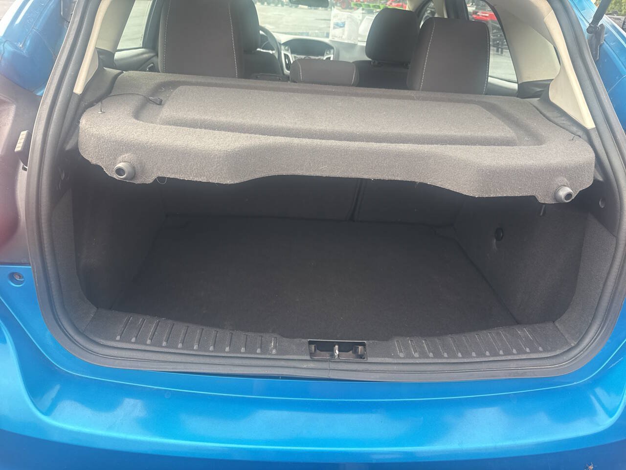Used 2014 Ford Focus SE FWD image 20