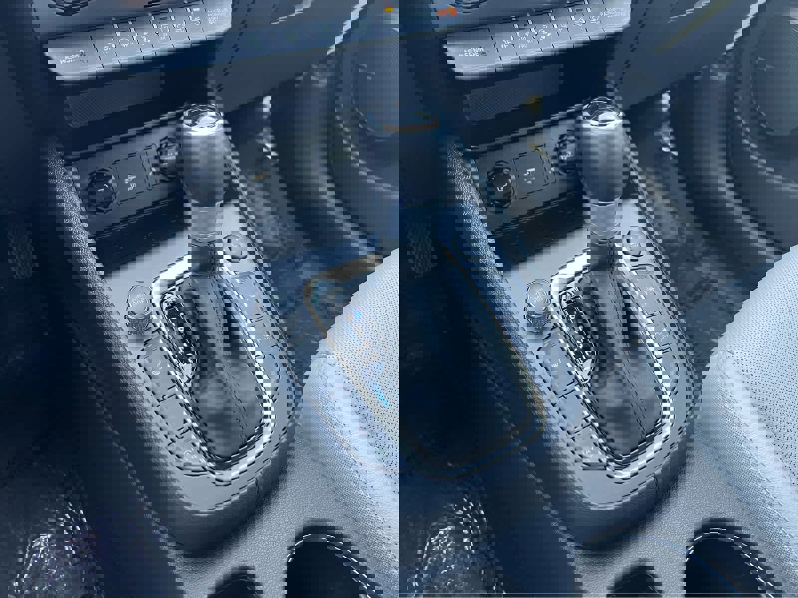 Certified 2023 Hyundai Kona Limited image 38