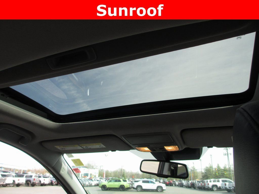 Used 2019 Honda CR-V EX-L image 12