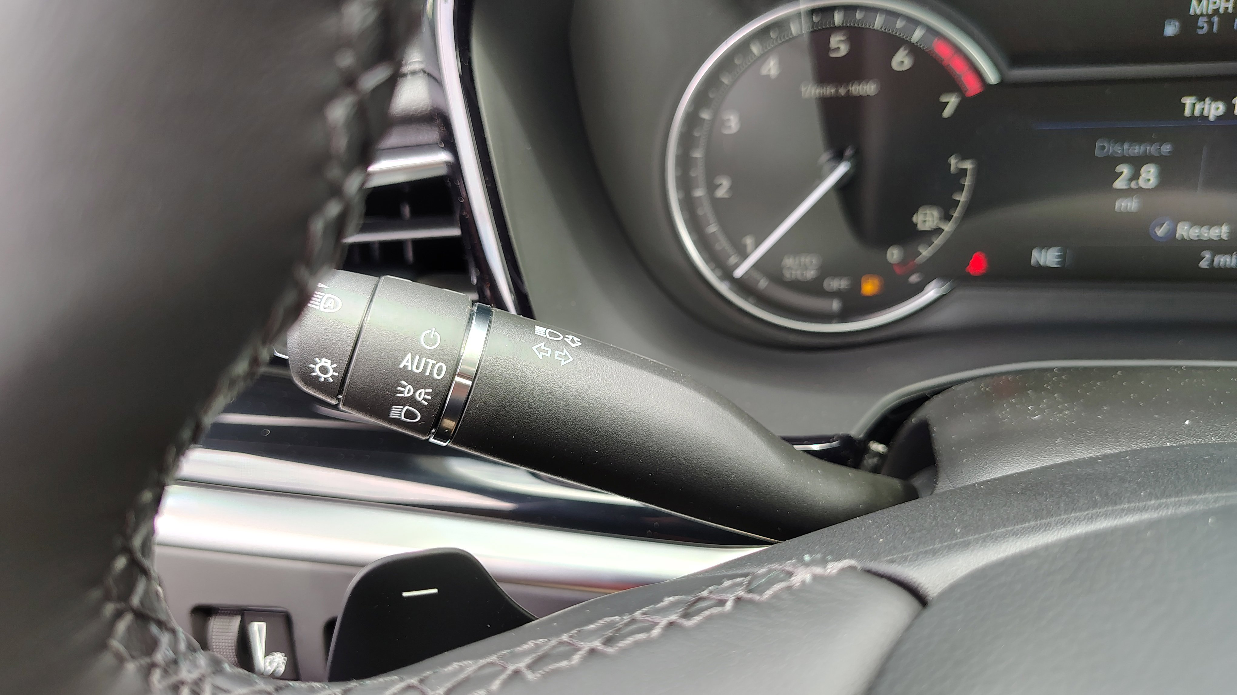 New 2025 Cadillac XT6 Luxury image 22