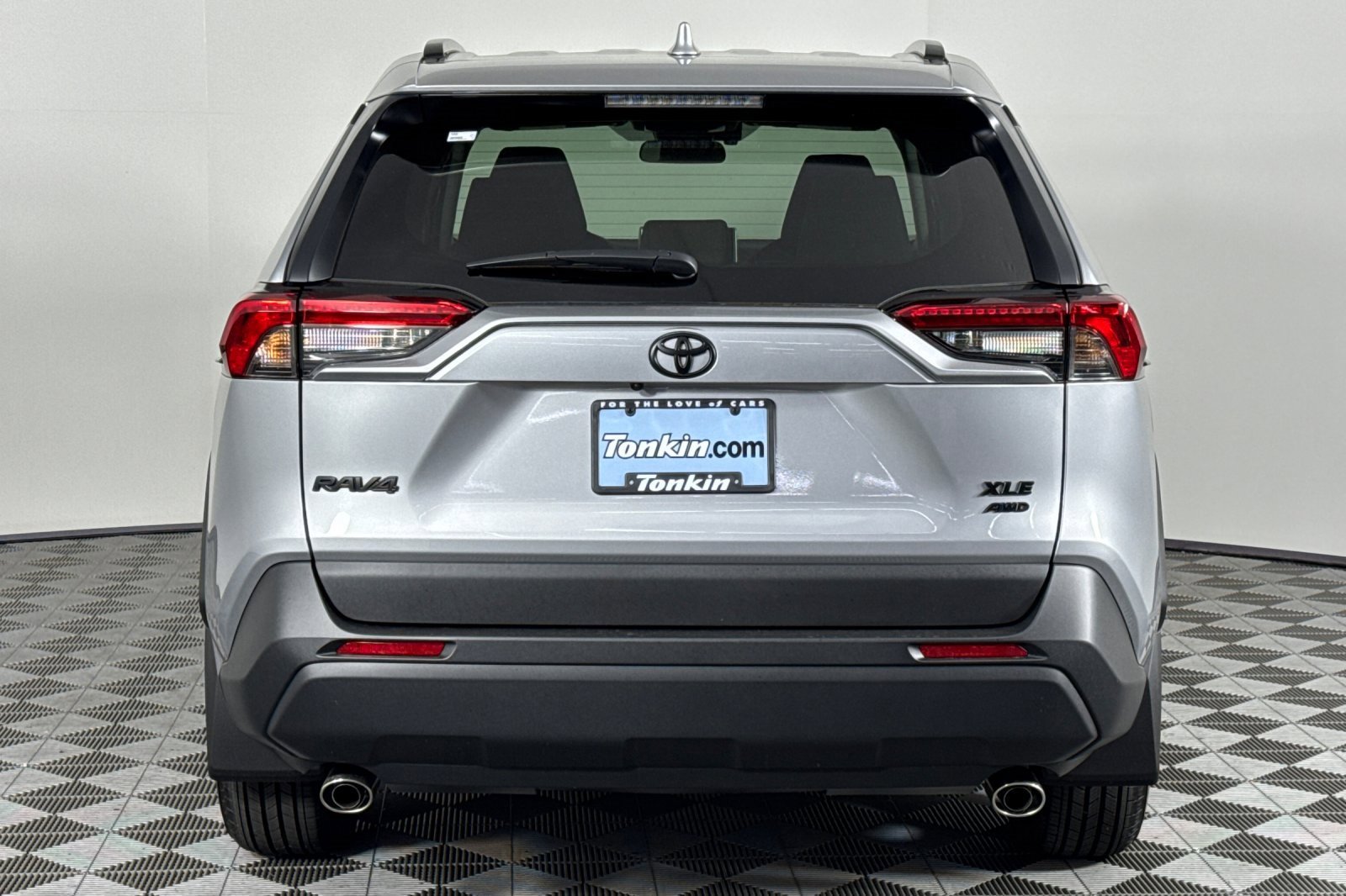 New 2025 Toyota RAV4 XLE image 5
