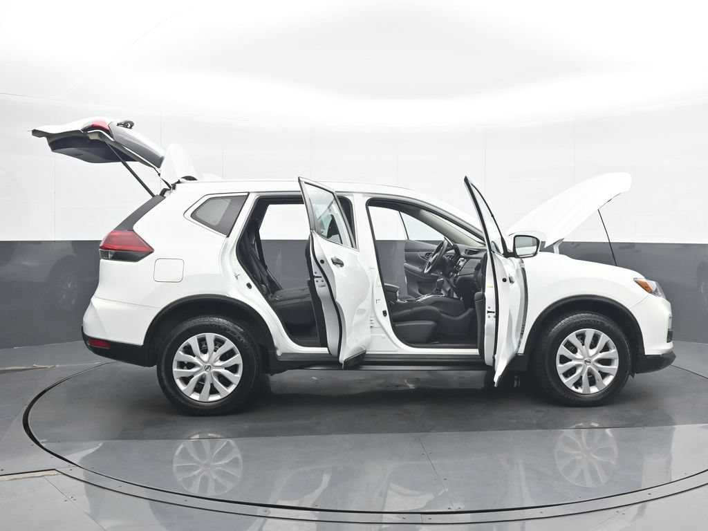Used 2019 Nissan Rogue S AWD/4WD image 35