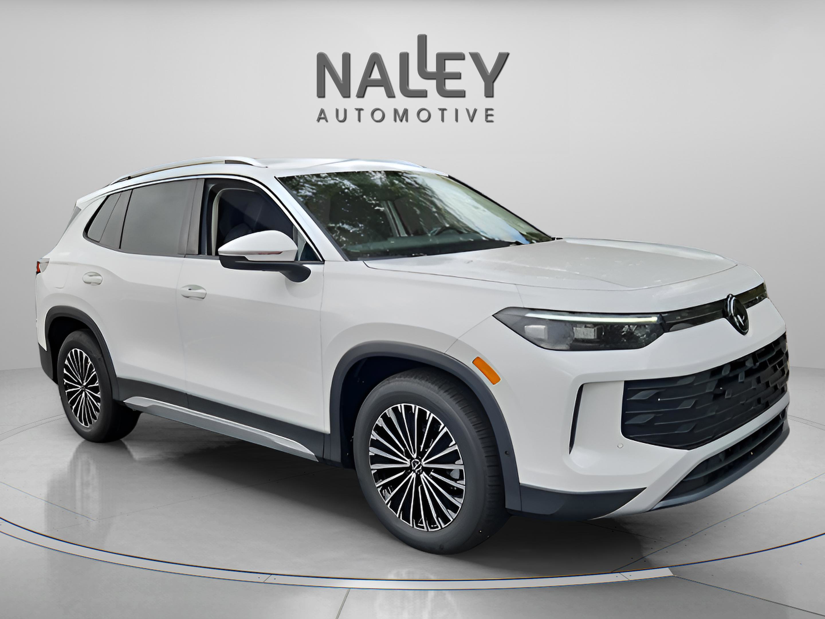 New 2026 Volkswagen Tiguan S image 8