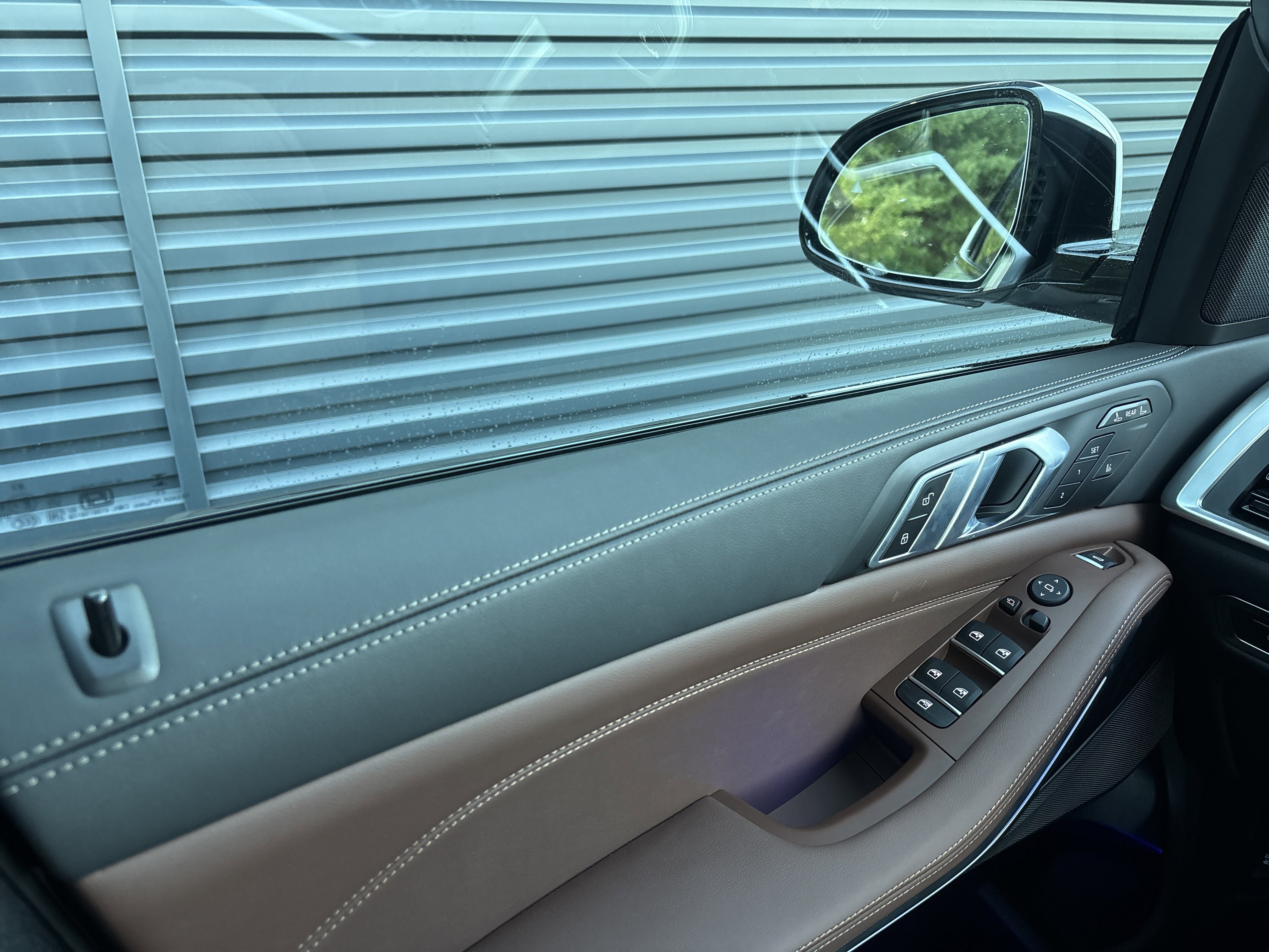 Used 2026 BMW X7 xDrive40i w/ M Sport Package image 27