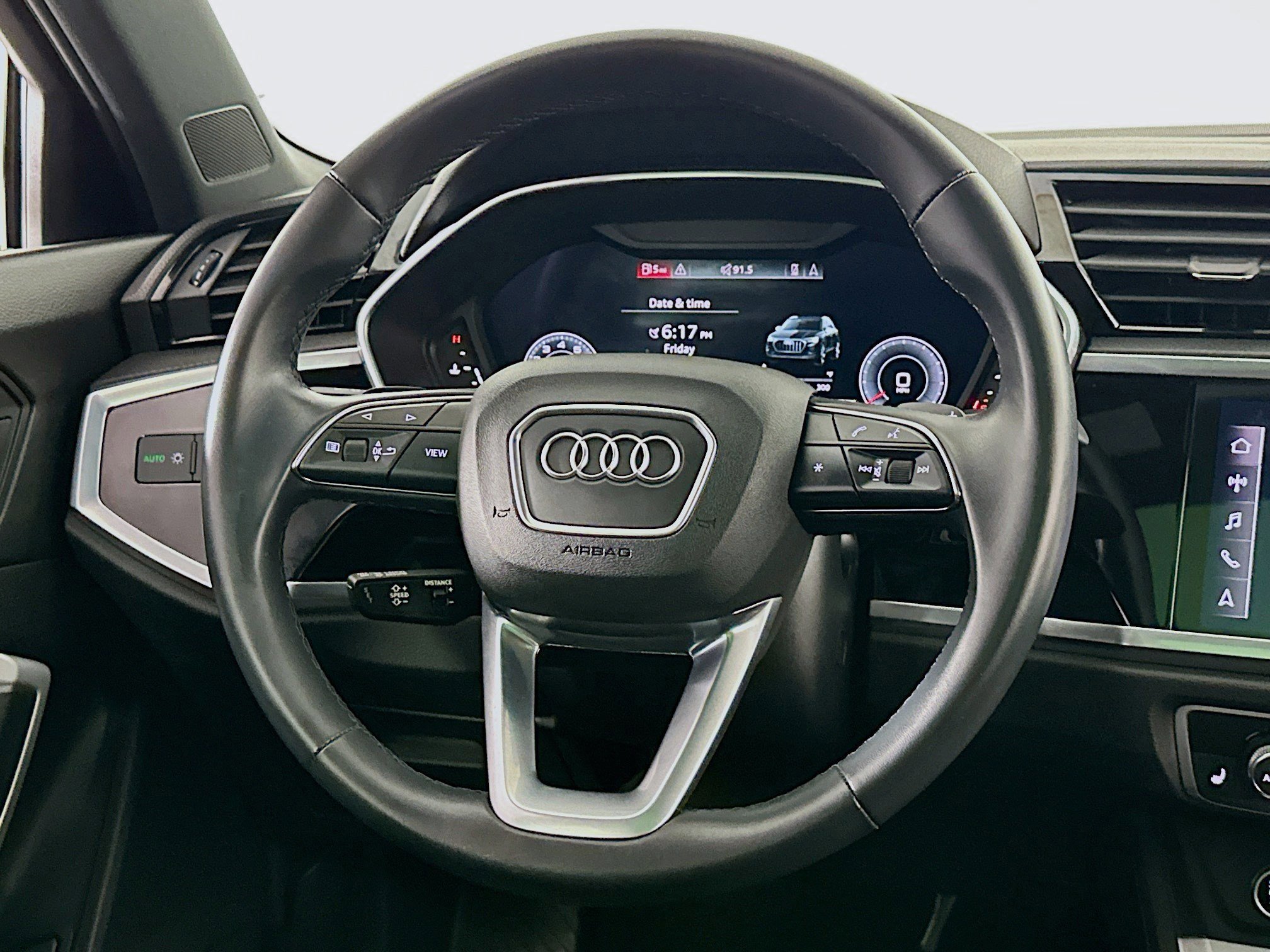 Used 2023 Audi Q3 2.0T Premium Plus image 8
