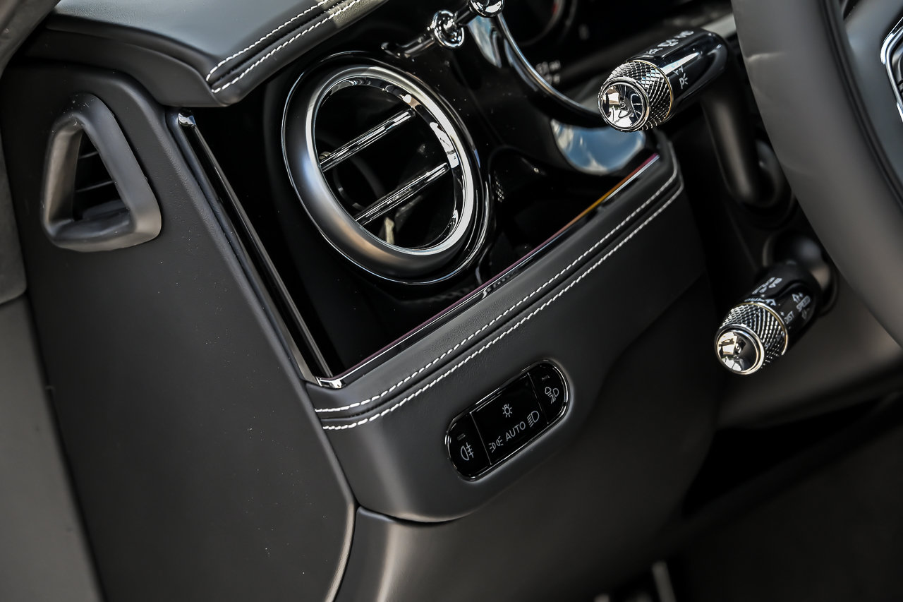 New 2026 Bentley Flying Spur Plug-In Hybrid AWD/4WD image 27
