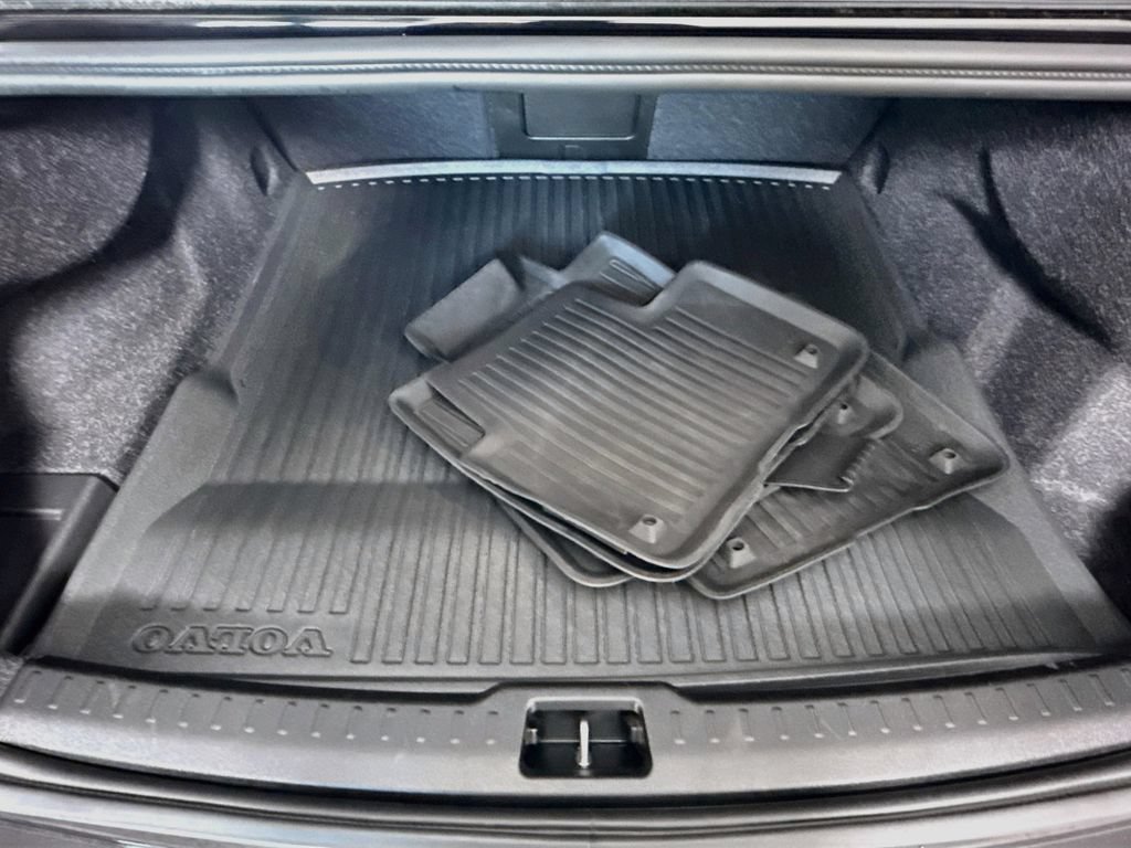 Used 2024 Volvo S60 B5 Core w/ Climate Package FWD image 27