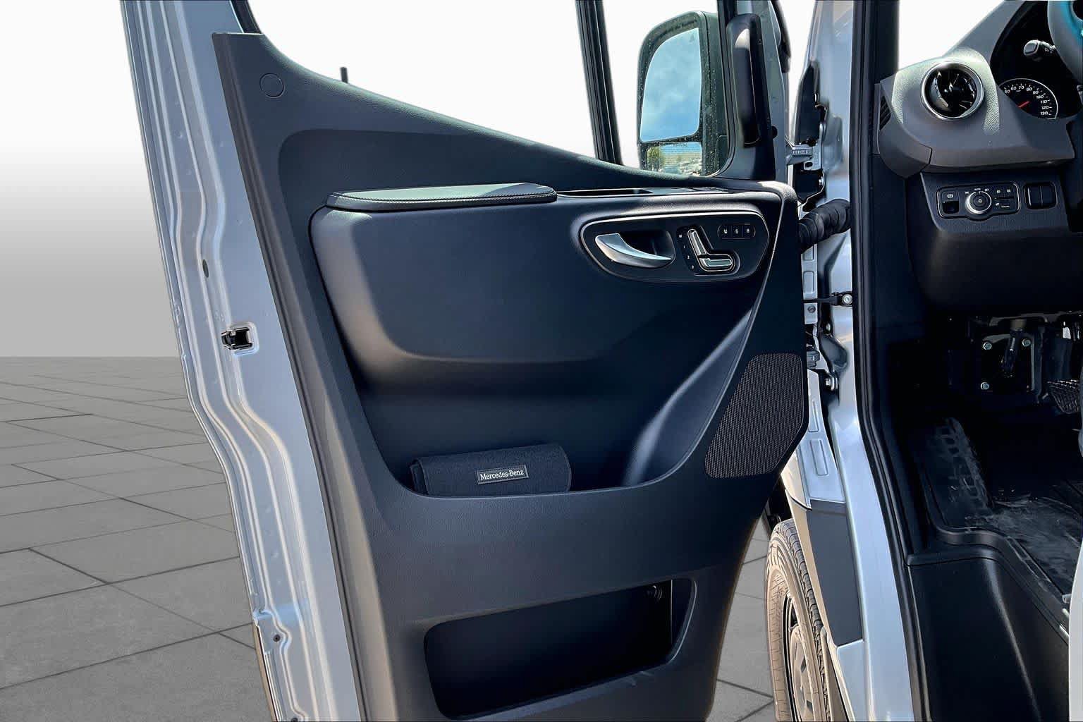New 2026 Mercedes-Benz Sprinter 2500 image 10