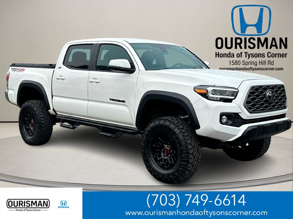 Used 2022 Toyota Tacoma TRD Off-Road image 1