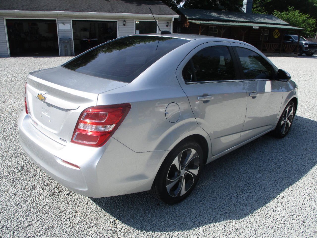 Used 2018 Chevrolet Sonic Premier FWD image 5