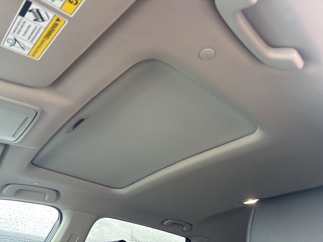 Used 2025 Honda CR-V EX-L image 12