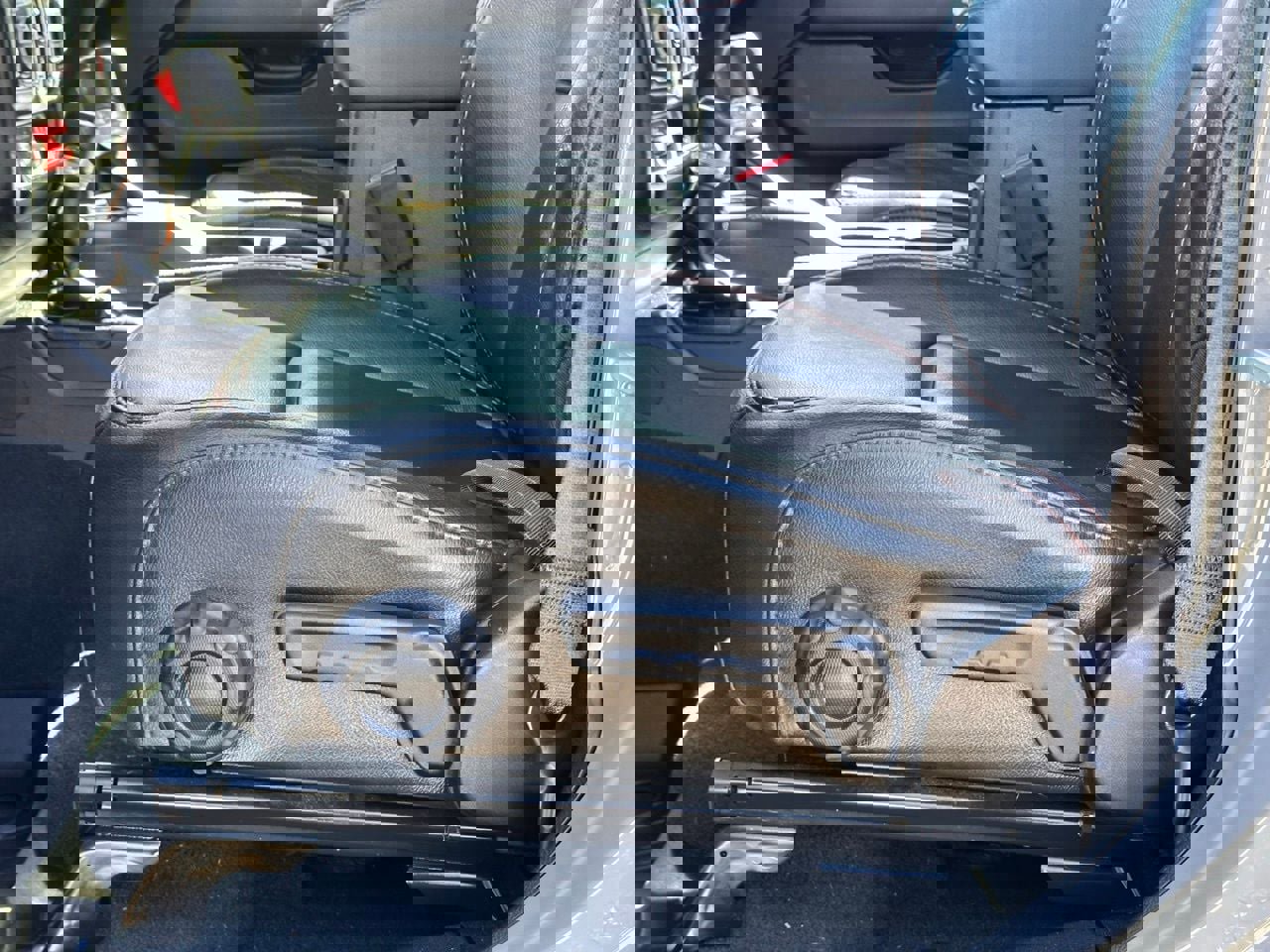 Used 2022 Jeep Gladiator Mojave w/ Cold Weather Group image 23