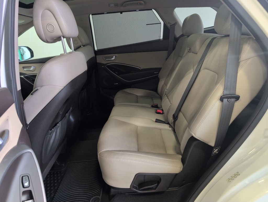 Used 2015 Hyundai Santa Fe GLS w/ Option Group 03 AWD/4WD image 26