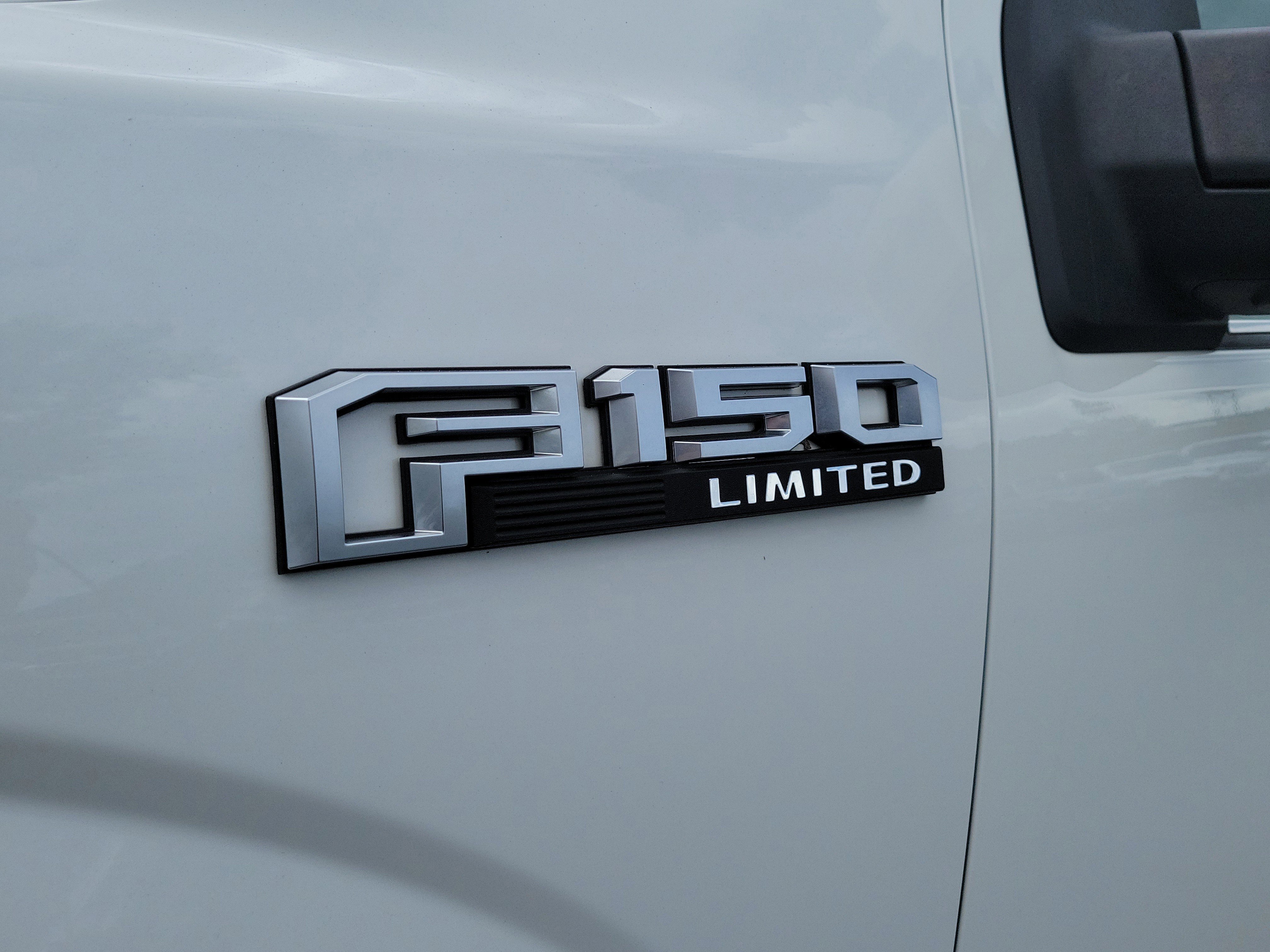 Certified 2020 Ford F150 Limited w/ Trailer Tow Package image 6