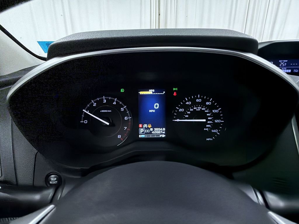 Used 2021 Subaru Crosstrek 2.0i Premium image 11