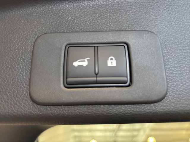 New 2025 Nissan Murano SL image 8