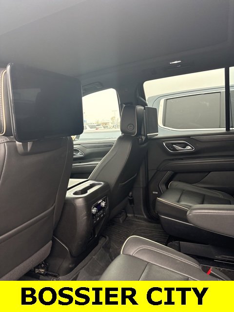 Used 2022 GMC Yukon SLT w/ SLT Luxury Package image 9