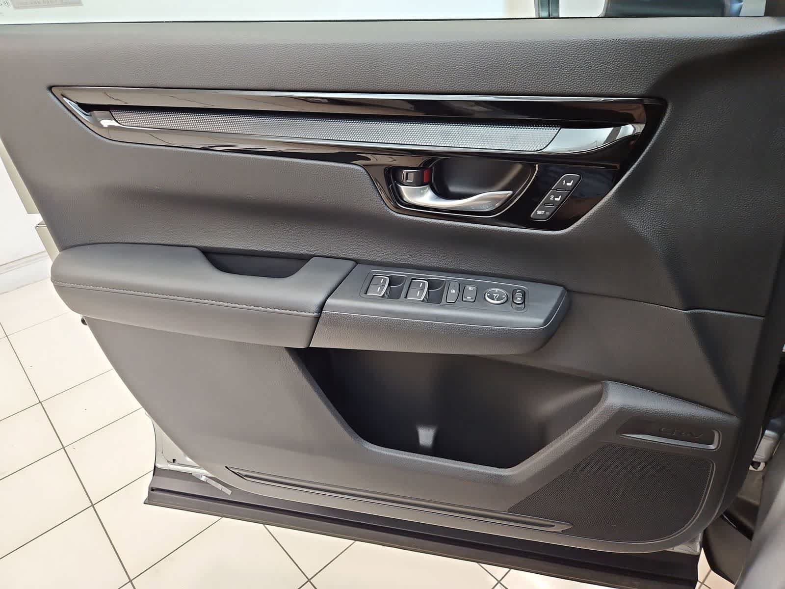 Used 2024 Honda CR-V EX-L image 16