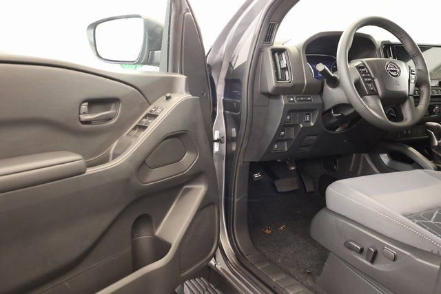 New 2026 Nissan Frontier SV w/ SV Convenience Package image 8