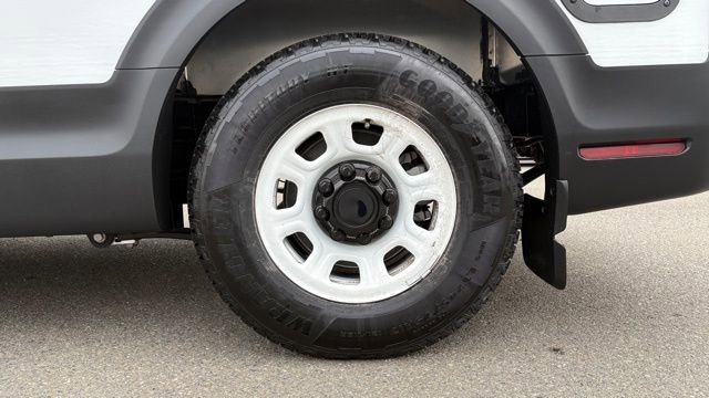 Used 2024 Chevrolet Brightdrop 400 w/ Commercial Equipment Package image 12