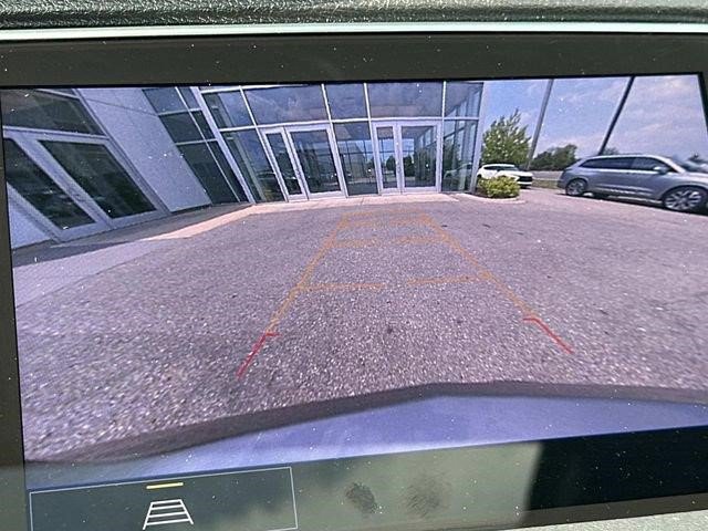 Certified 2023 Cadillac XT4 Premium Luxury AWD/4WD image 19