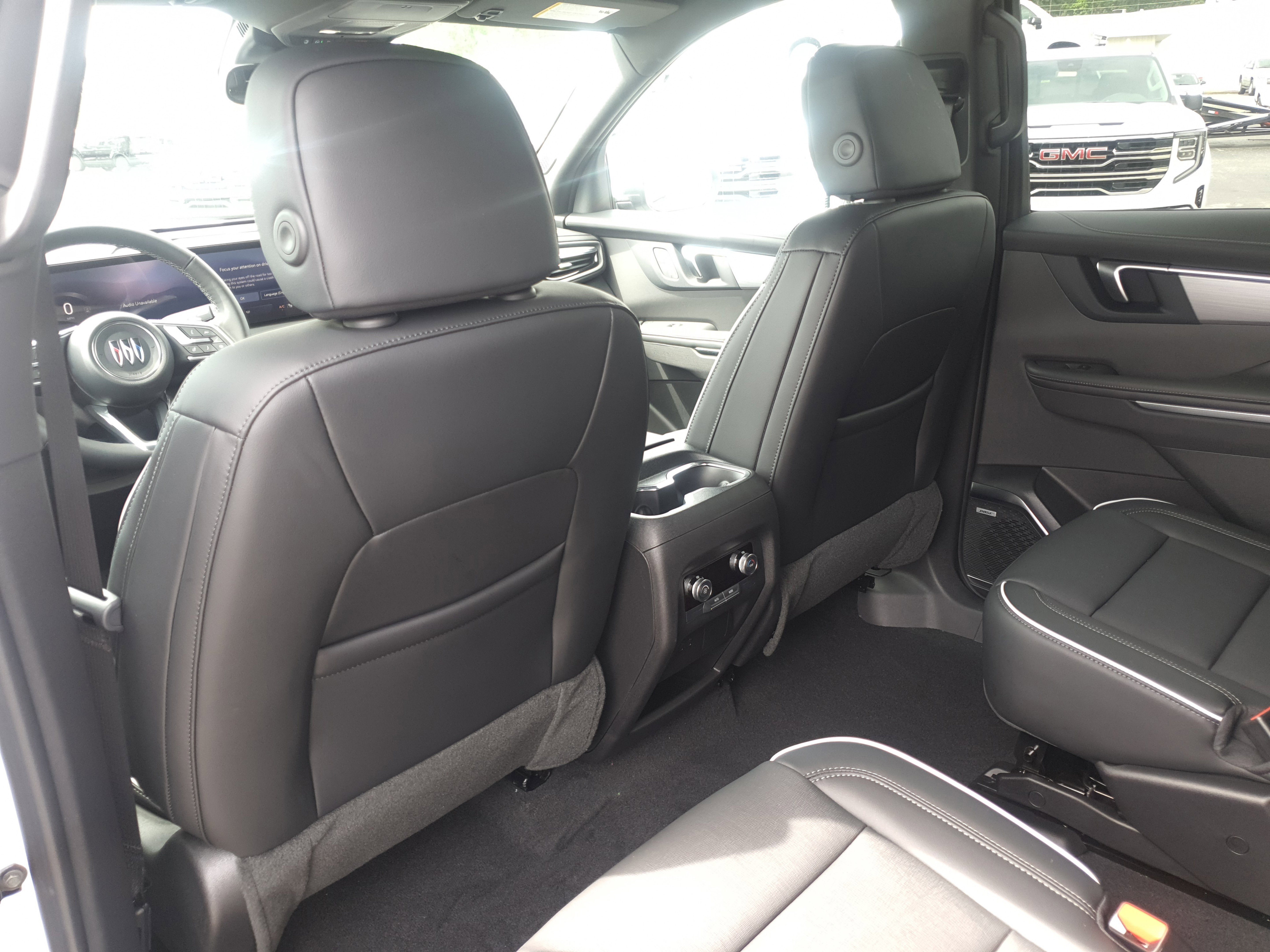 New 2025 Buick Enclave Preferred image 8