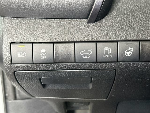 Used 2023 Toyota Camry SE w/ Cold Weather Package FWD image 21