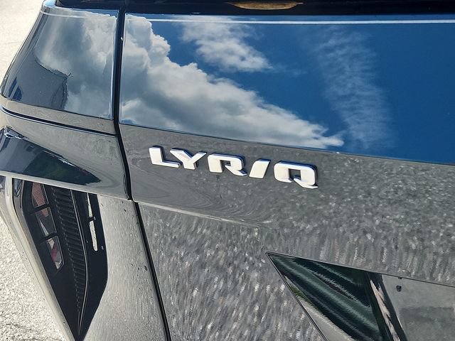 Certified 2024 Cadillac Lyriq Luxury AWD/4WD image 30