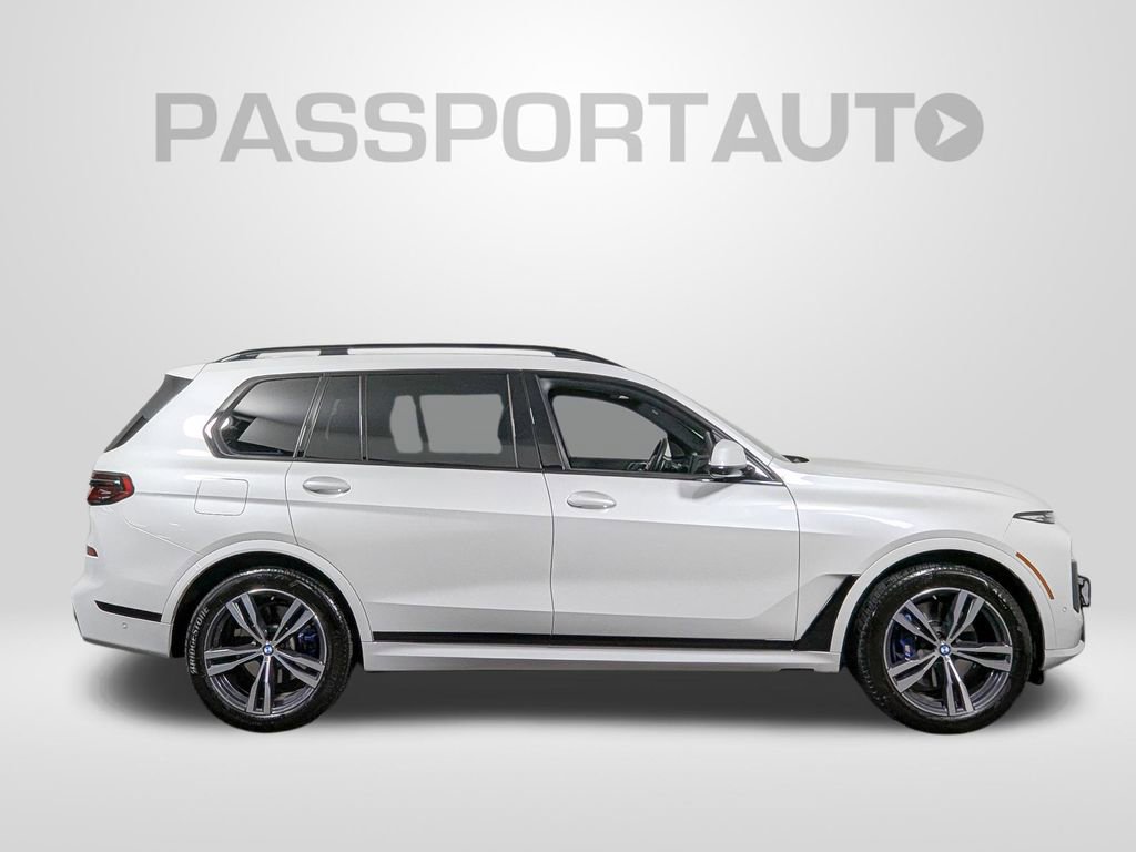 Used 2024 BMW X7 xDrive40i w/ Executive Package image 8