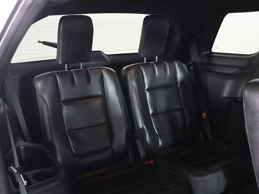Used 2018 Ford Explorer XLT w/ Equipment Group 202A image 33