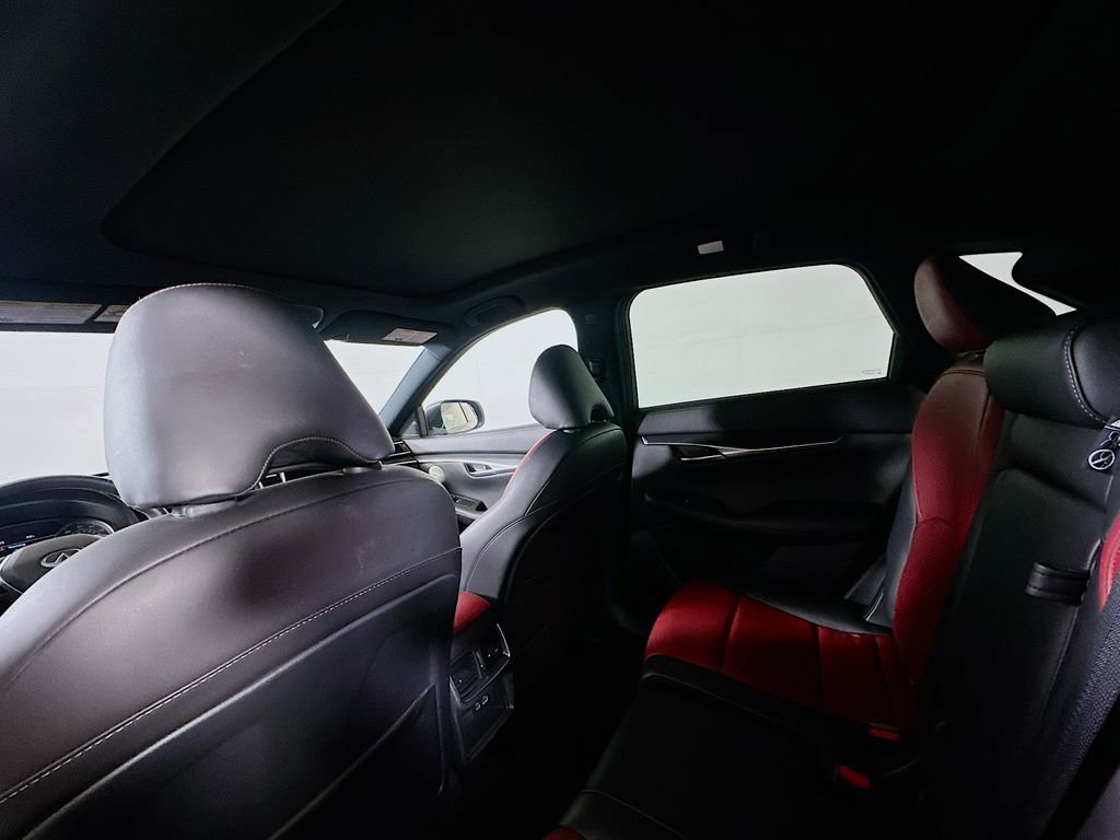 Used 2024 INFINITI QX50 Sport image 13