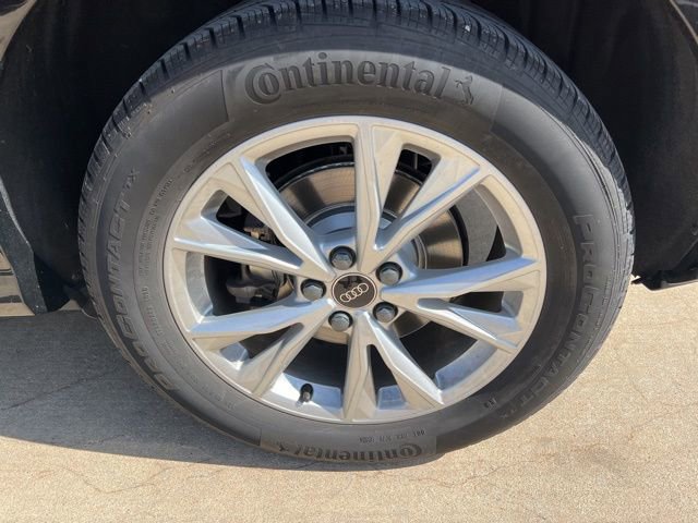 Used 2024 Audi Q3 2.0T Premium w/ Convenience Package image 11