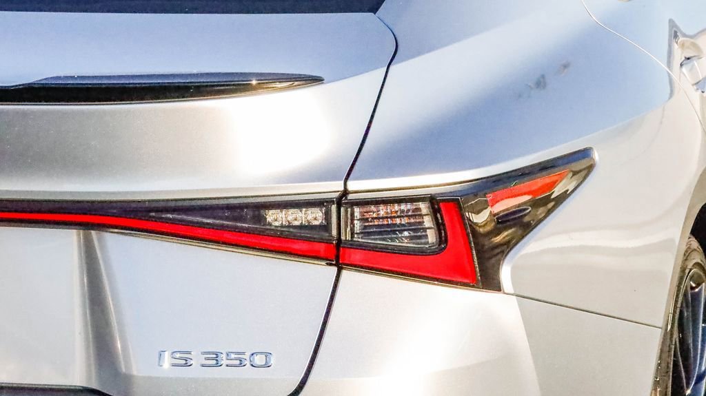 Used 2022 Lexus IS 350 F Sport w/ Navigation Package image 9