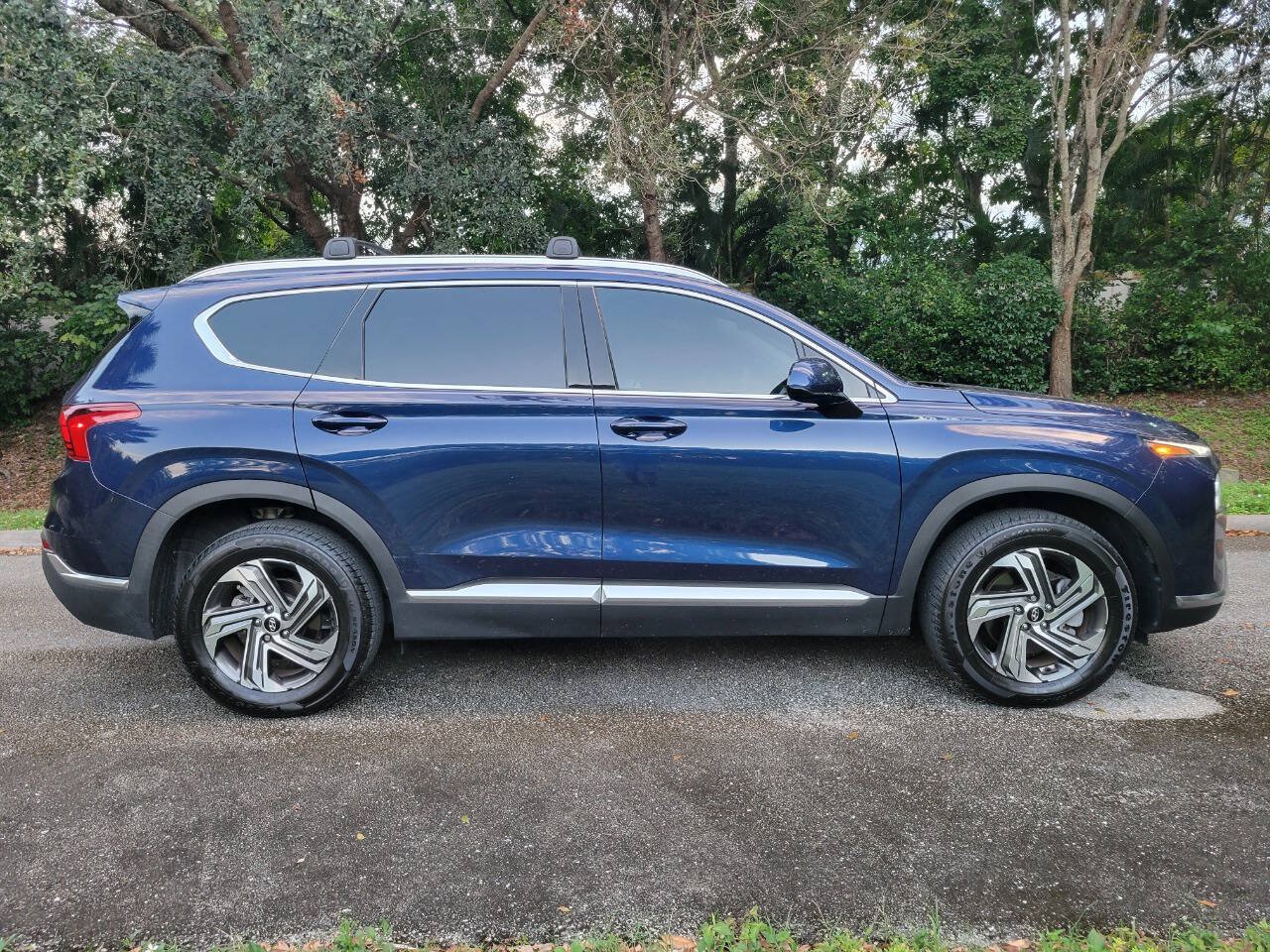 Used 2022 Hyundai Santa Fe SEL FWD image 8