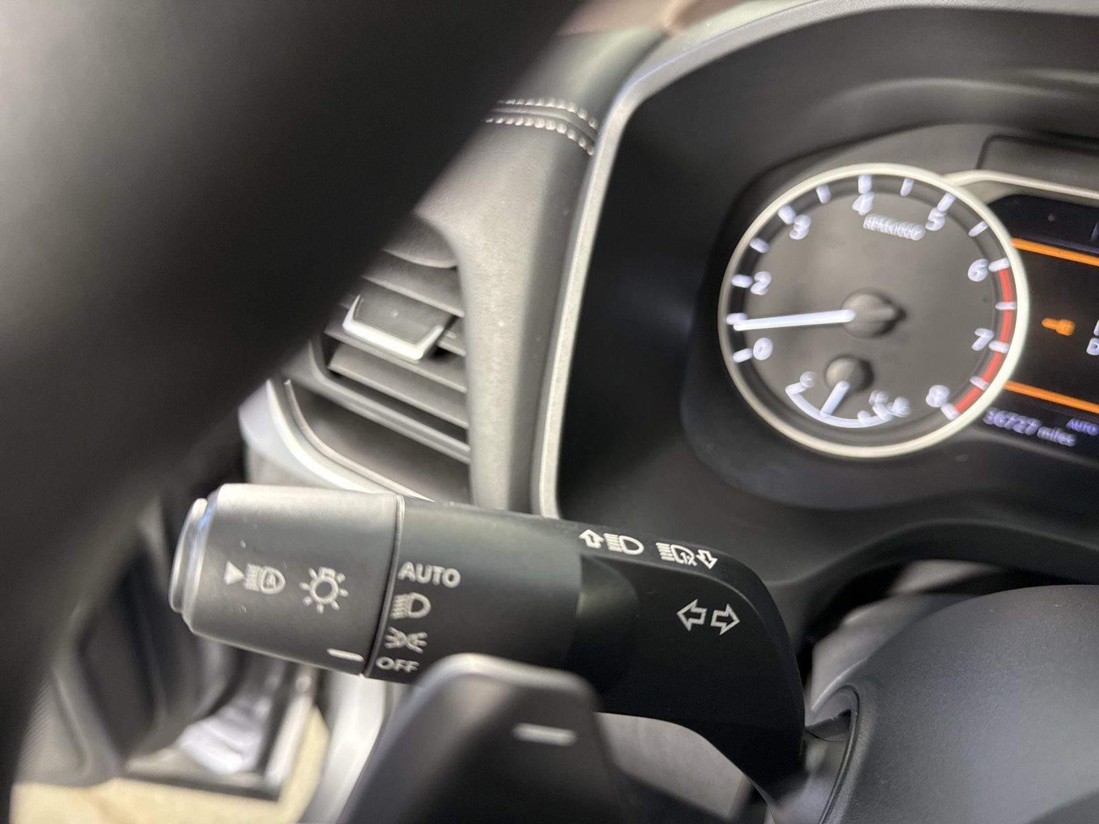 Certified 2023 Nissan Rogue SV AWD/4WD image 17