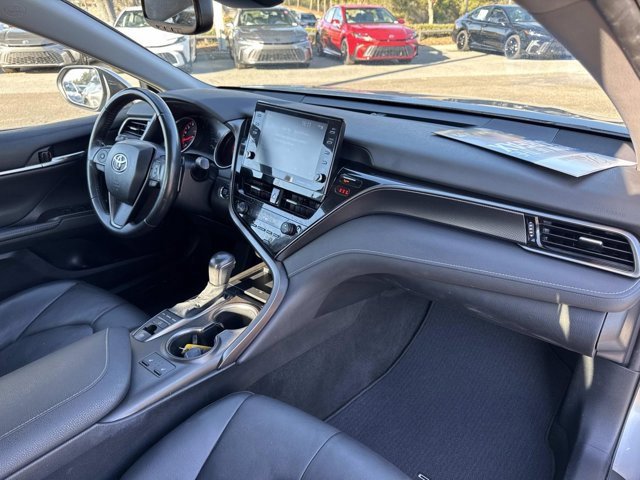 Used 2023 Toyota Camry XSE image 18