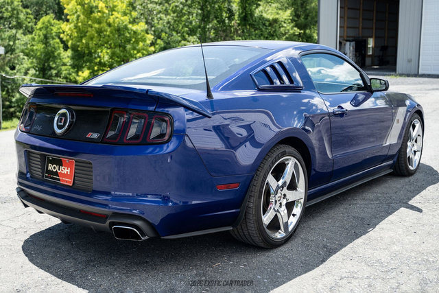 Used 2014 Ford Mustang GT Premium w/ GT Track Package RWD image 8