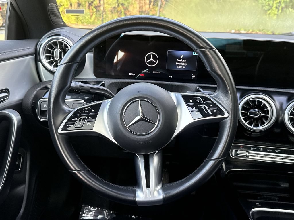 Used 2025 Mercedes-Benz CLA 250 image 11