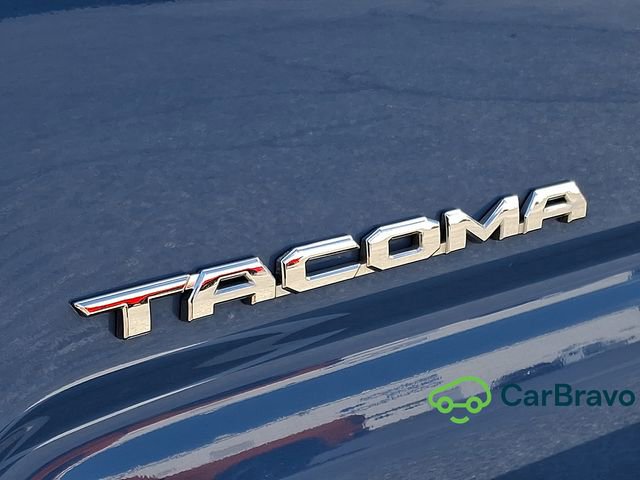 Used 2019 Toyota Tacoma TRD Sport AWD/4WD image 30