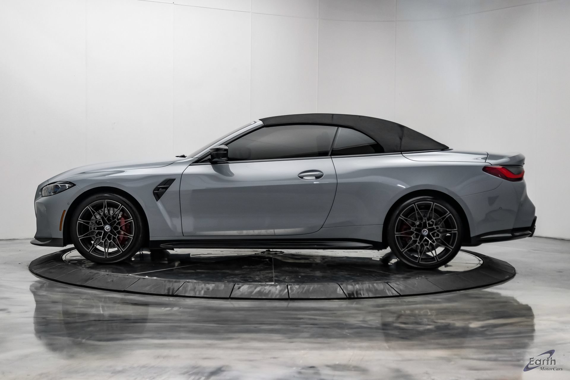 Used 2023 BMW M4 xDrive Competition AWD/4WD image 10