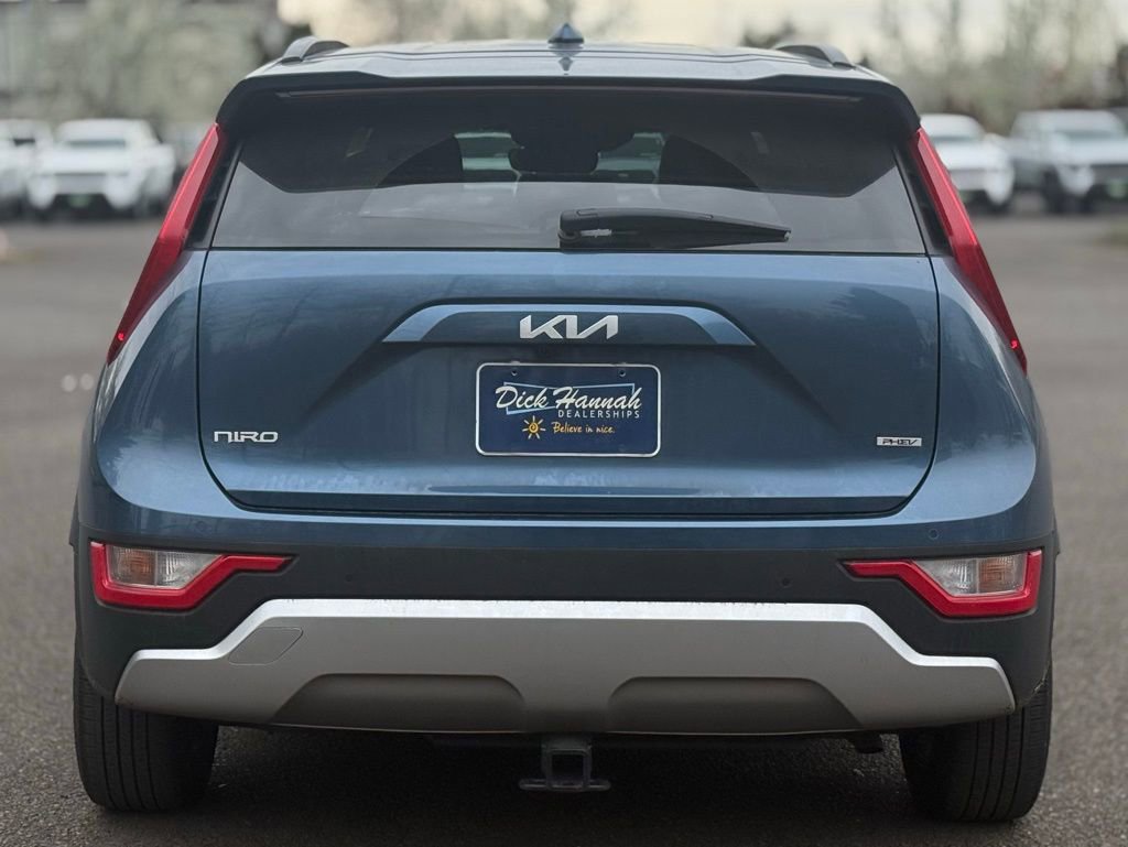 Used 2023 Kia Niro EX w/ EX Cold Weather Package image 4