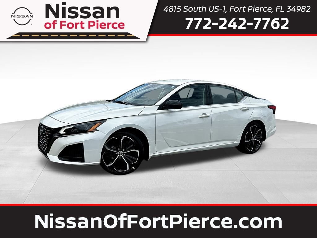 Used 2024 Nissan Altima 2.5 SR
